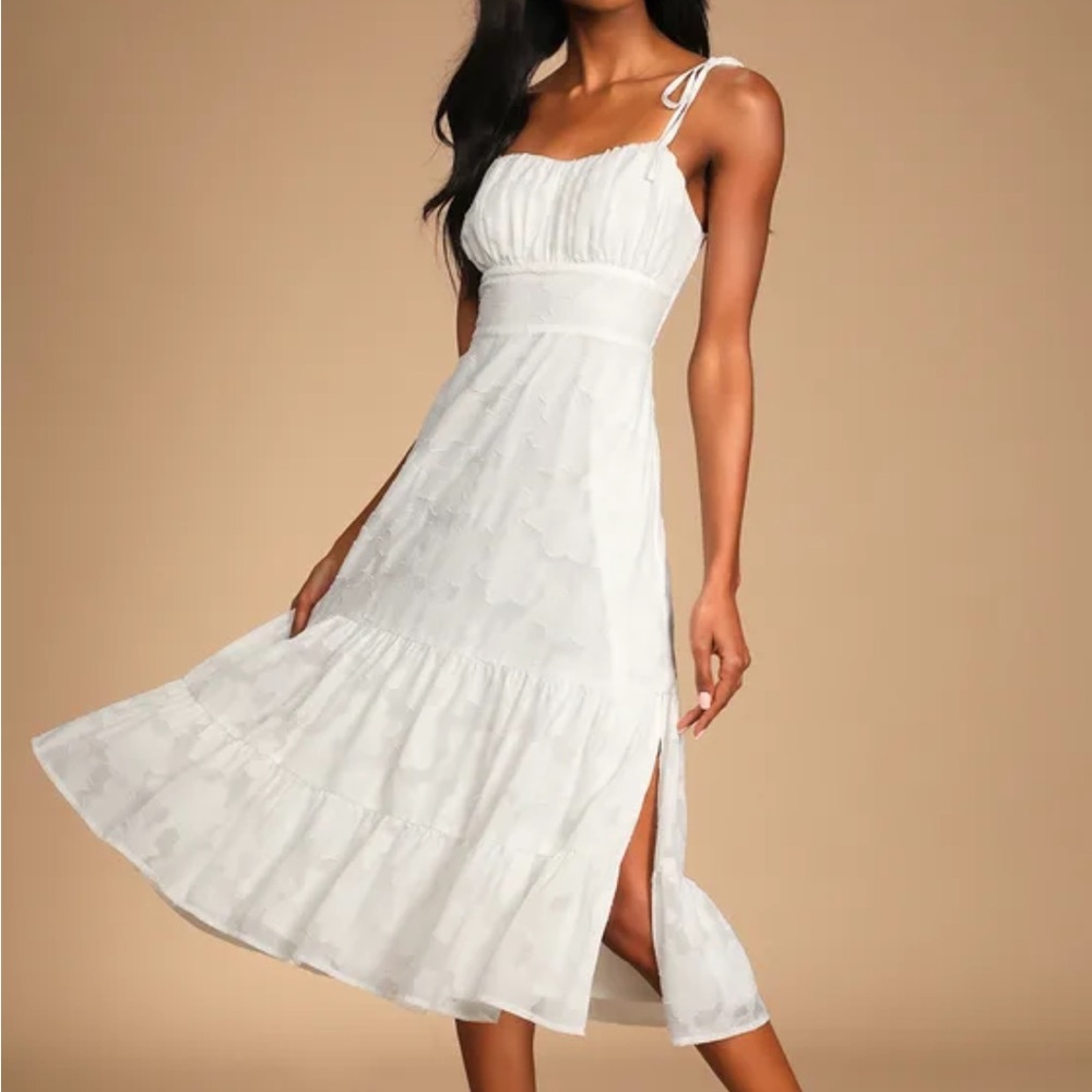 NWT Sweet Sentiments White Jacquard Tiered Midi Dress